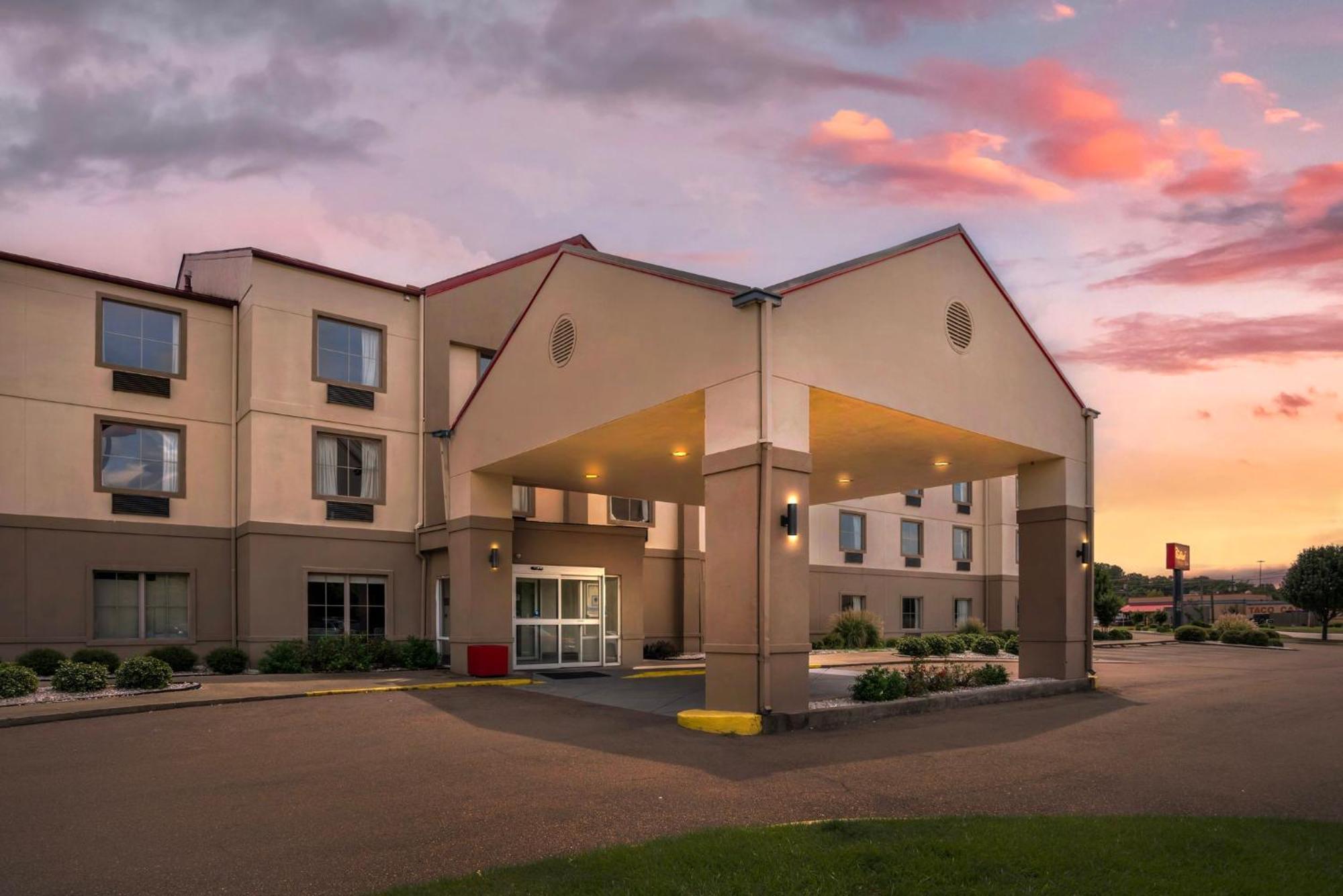 Red Roof Inn & Suites Vicksburg Eksteriør billede